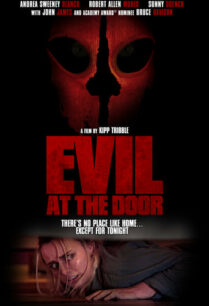 ดูหนังออนไลน์ฟรี Evil at the Door มันรอที่ประตู (2022)